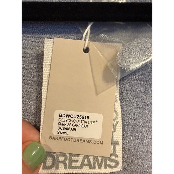 Barefoot Dreams Cozychic Ultra Lite® Sunrise Cardigan - Picture 3 of 5